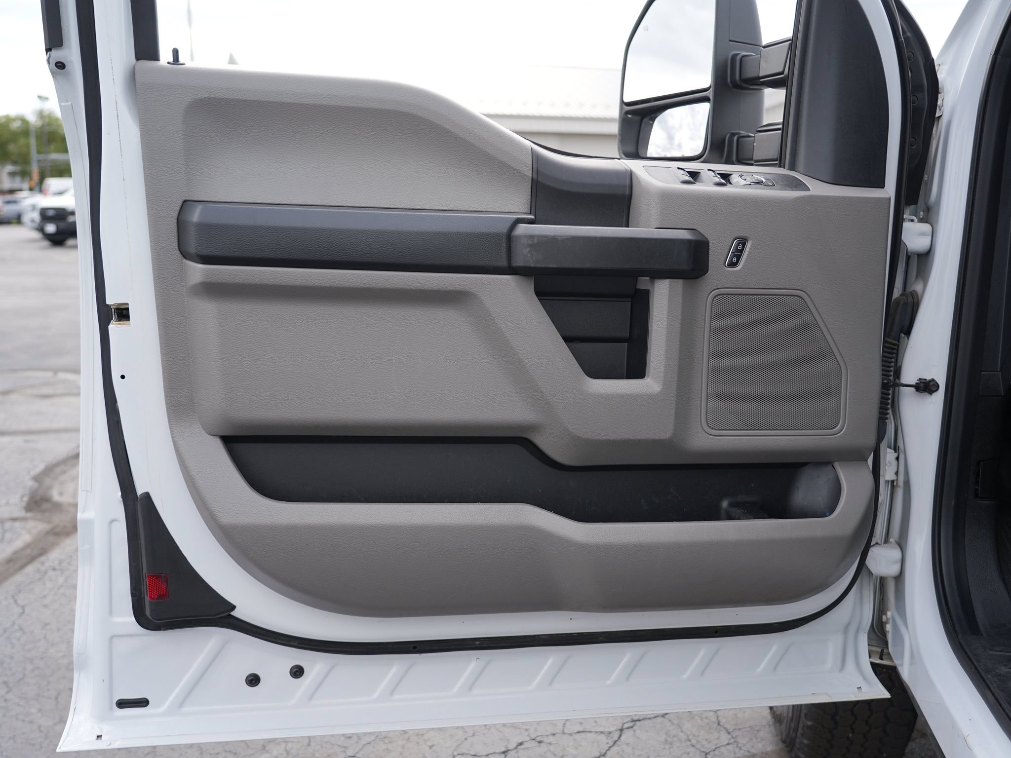 Used 2018 Ford F350 XL AWD/4WD image 15