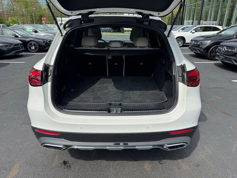 Used 2026 Mercedes-Benz GLC 300 4MATIC image 11