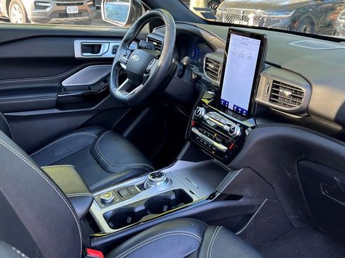 Used 2023 Ford Explorer ST w/ Equipment Group 401A image 13