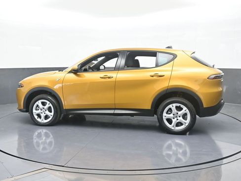 Used 2024 Dodge Hornet GT image 3