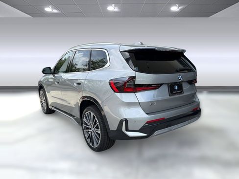 New 2026 BMW X1 xDrive28i w/ Technology Package AWD/4WD image 3
