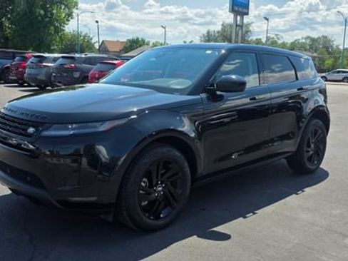 Used 2024 Land Rover Range Rover Evoque S AWD/4WD image 3