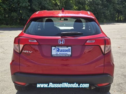 Used 2017 Honda HR-V LX image 9