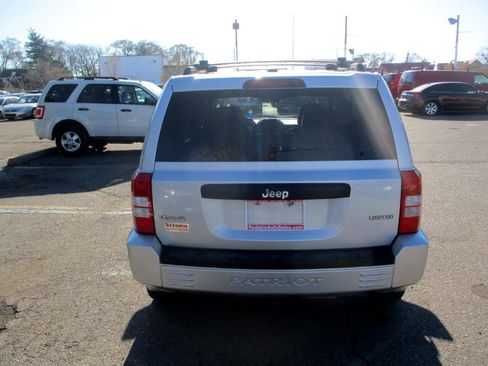 Used 2009 Jeep Patriot Limited w/ Sun/Sound Group image 5