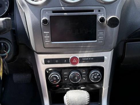 Used 2014 Chevrolet Captiva Sport LT w/ Convenience Package FWD image 24