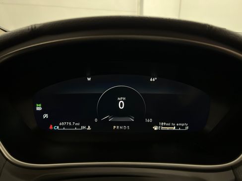Used 2019 Lincoln Nautilus Select AWD/4WD image 15