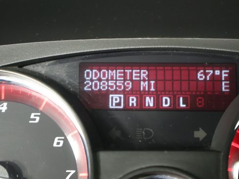 Used 2012 GMC Acadia SLT image 17