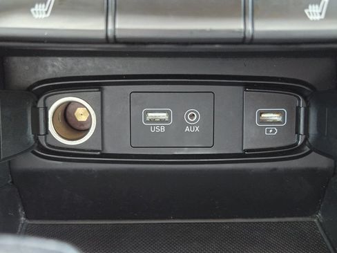 Used 2020 Hyundai Santa Fe SEL FWD image 22