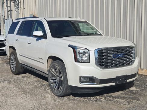 Used 2018 GMC Yukon Denali w/ Denali Ultimate Package RWD image 1