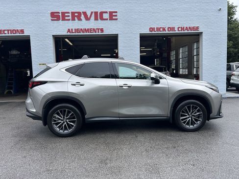 Used 2023 Lexus NX 350 AWD image 7