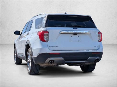 Used 2023 Ford Explorer Limited image 8