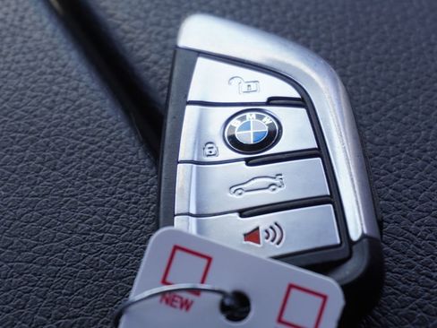 Used 2018 BMW 530i RWD image 24