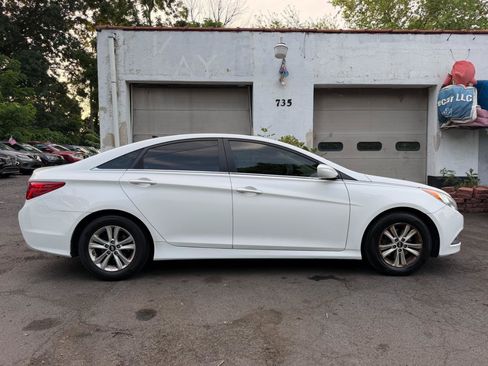 Used 2014 Hyundai Sonata GLS FWD image 14