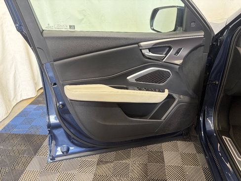 Used 2025 Acura RDX SH-AWD image 8