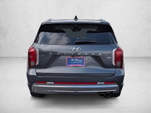 Used 2023 Hyundai Palisade Calligraphy AWD/4WD image 7