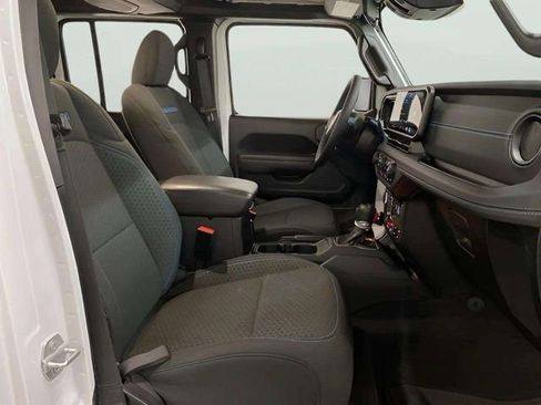 Used 2025 Jeep Wrangler Unlimited Rubicon 4xe w/ Safety Group image 80