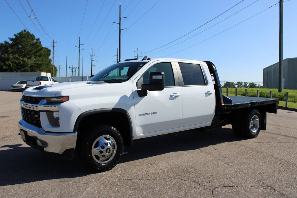 Used 2022 Chevrolet Silverado 3500 LT w/ Convenience Package AWD/4WD image 2