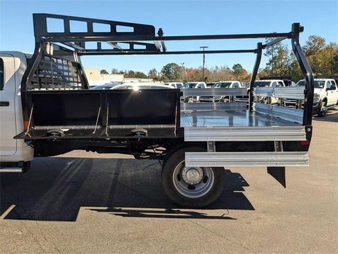 New 2026 RAM 5500 Tradesman w/ Chrome Appearance Group image 30