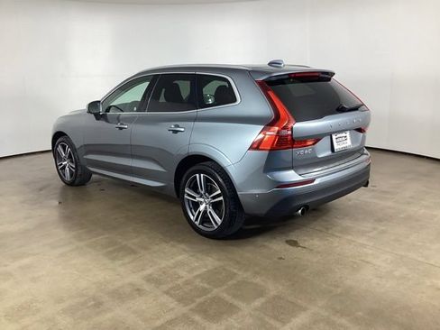 Used 2018 Volvo XC60 T5 Momentum w/ Vision Package AWD/4WD image 14