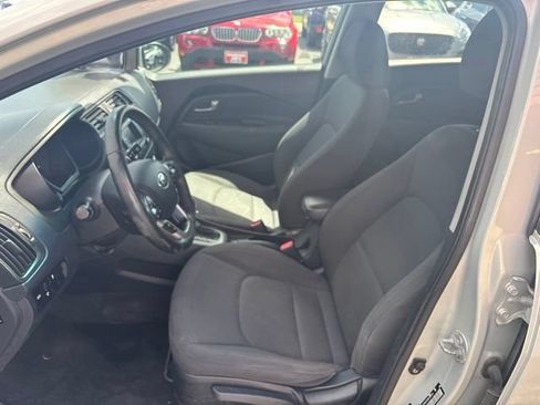 Used 2013 Kia Rio EX w/ Convenience Pkg FWD image 15