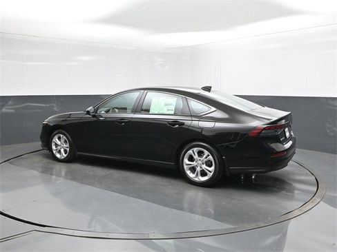 New 2025 Honda Accord LX image 5