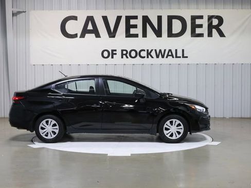 Certified 2025 Nissan Versa S w/ Trunk Package image 6