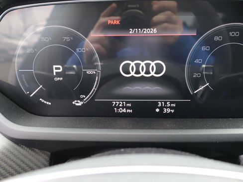 Used 2022 Audi e-tron GT Premium Plus w/ Performance Package image 10