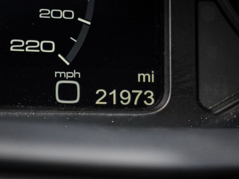 Used 2014 Ferrari 458 Italia Coupe RWD image 27