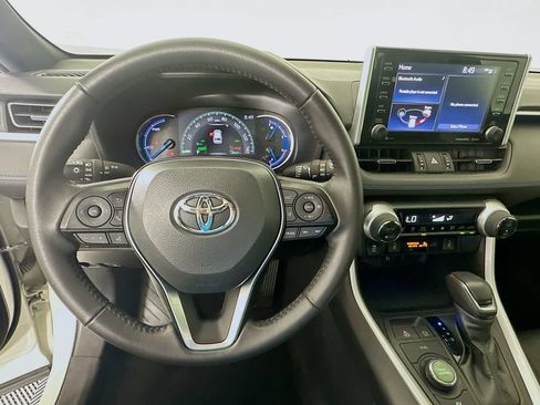 Used 2021 Toyota RAV4 XSE AWD/4WD image 11