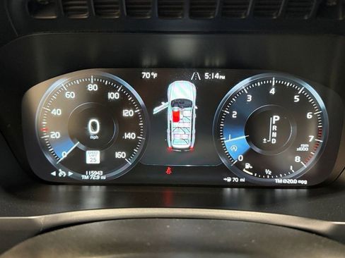 Used 2016 Volvo XC90 T6 Momentum w/ Momentum Plus Package AWD/4WD image 27