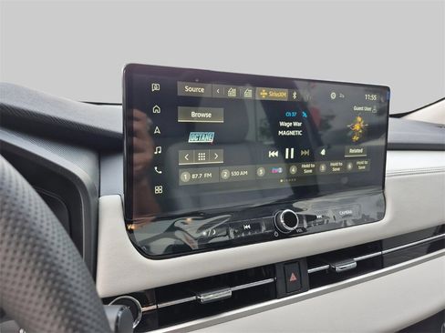 New 2025 Mitsubishi Outlander SEL image 16