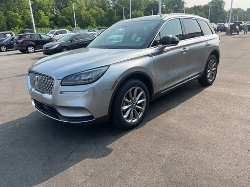 Used 2022 Lincoln Corsair AWD w/ Premium Package image 3