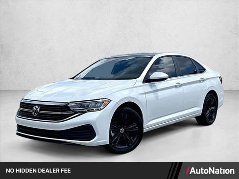 Used 2024 Volkswagen Jetta SE w/ Panoramic Sunroof Package FWD image 1