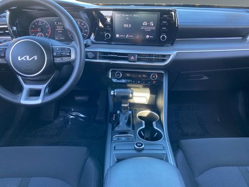 Used 2023 Kia K5 LXS image 11