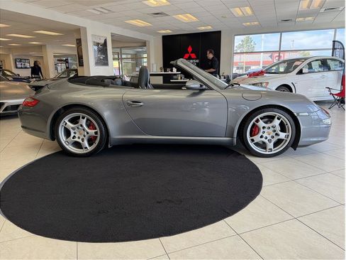 Used 2005 Porsche 911 Carrera S image 4