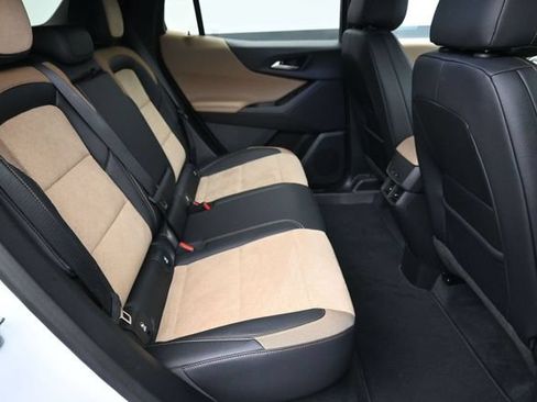 Used 2026 Chevrolet Equinox ACTIV w/ Convenience Package III FWD image 14