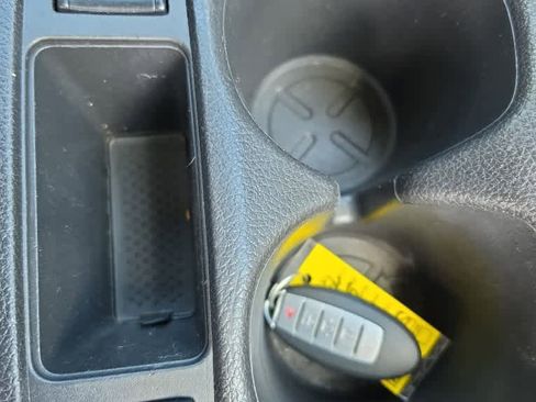 Used 2019 Nissan Rogue SV image 21