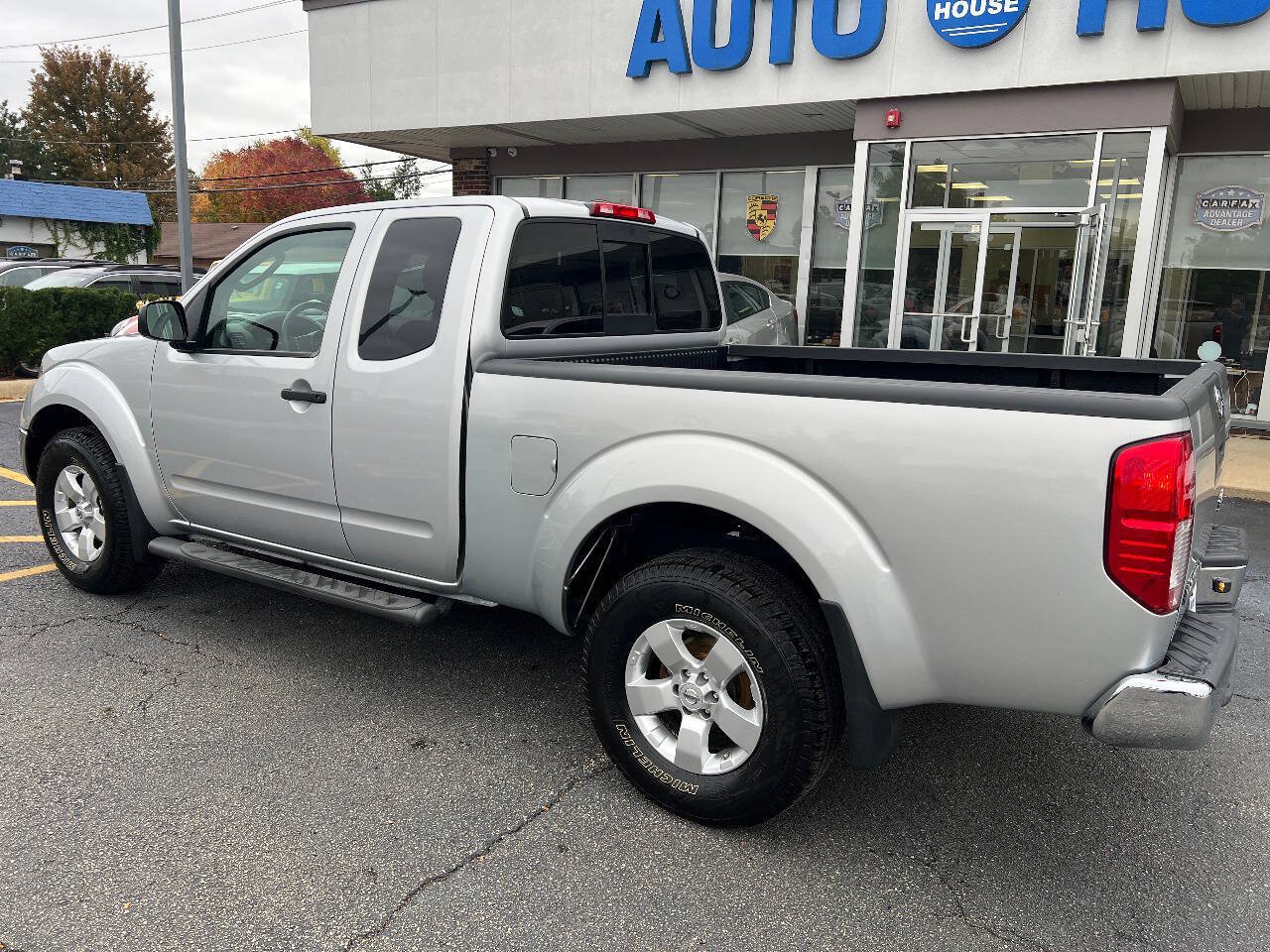 Used 2009 Nissan Frontier SE w/ SE Value Truck Pkg AWD/4WD image 13