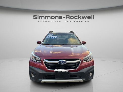 Used 2022 Subaru Outback Limited image 1