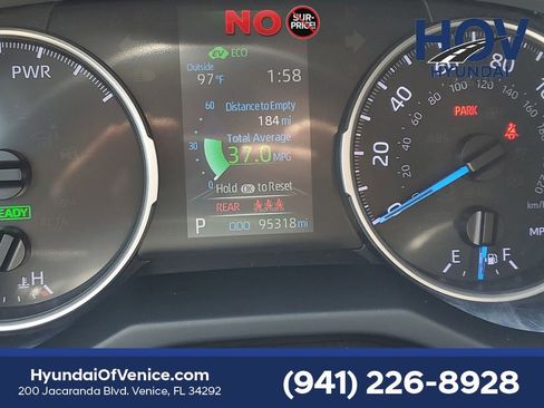 Used 2020 Toyota RAV4 LE AWD/4WD image 26