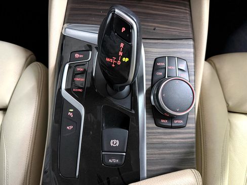 Used 2017 BMW 540i image 28