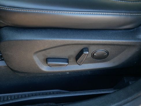 Used 2021 Ford Edge SEL image 20