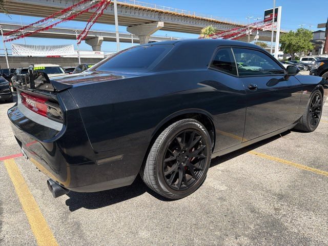 Used 2014 Dodge Challenger SRT8 w/ Harman/Kardon Audio Group RWD image 6