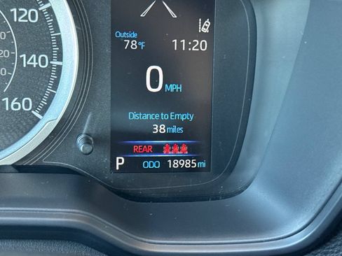 Certified 2022 Toyota Corolla LE FWD image 30