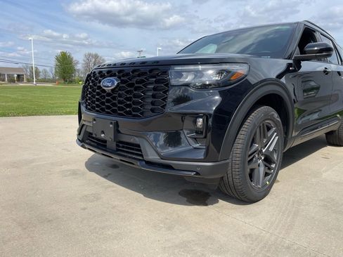 New 2026 Ford Explorer ST-Line AWD/4WD image 17
