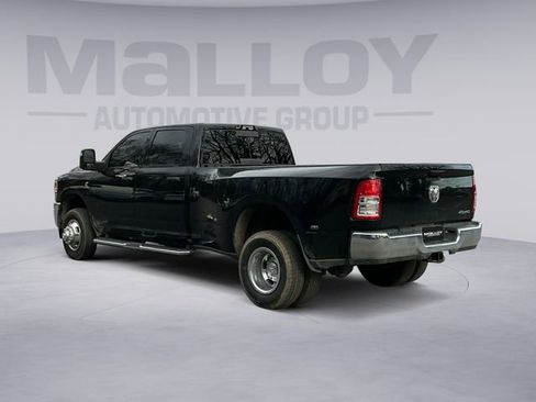 Used 2024 RAM 3500 Tradesman w/ Chrome Appearance Group image 3