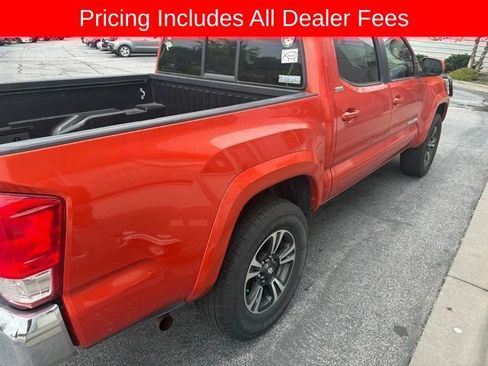 Used 2017 Toyota Tacoma SR5 w/ Tow Package RWD image 22