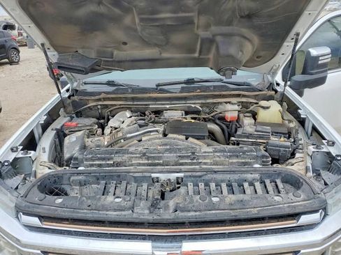 Used 2021 Chevrolet Silverado 2500 High Country w/ Z71 Off-Road Package AWD/4WD image 11