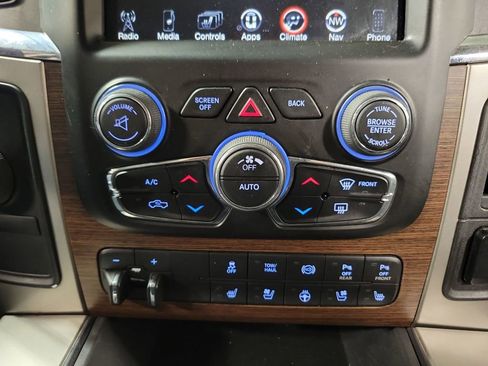 Used 2017 RAM 2500 Laramie image 18