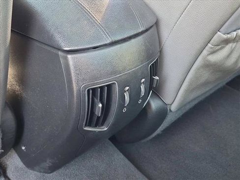 Used 2013 Hyundai Sonata Limited w/ Premium Pkg FWD image 18